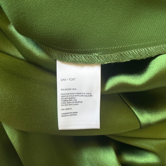 Oak + Fort Satin V-Neck Midi dress - Picture 5 of 5